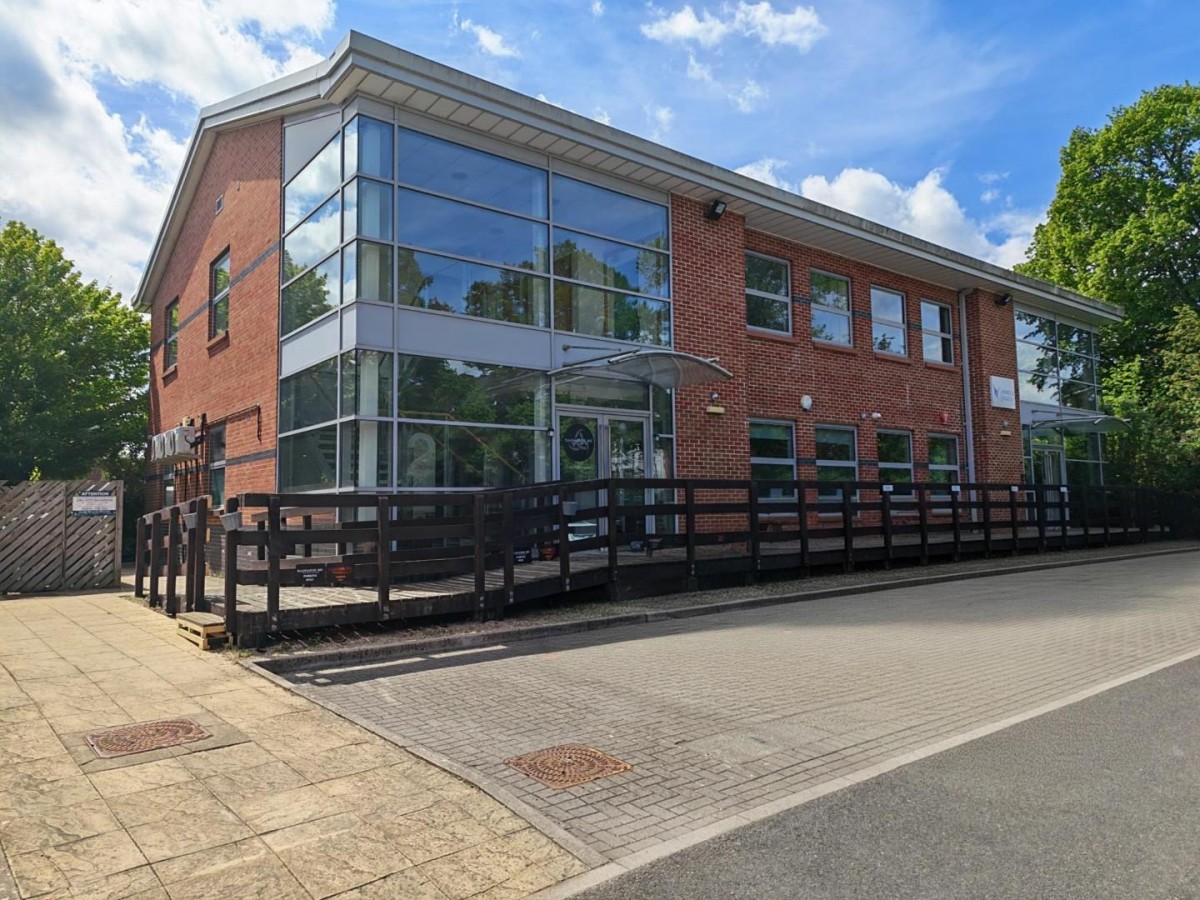 Molly Millars Lane, Wokingham