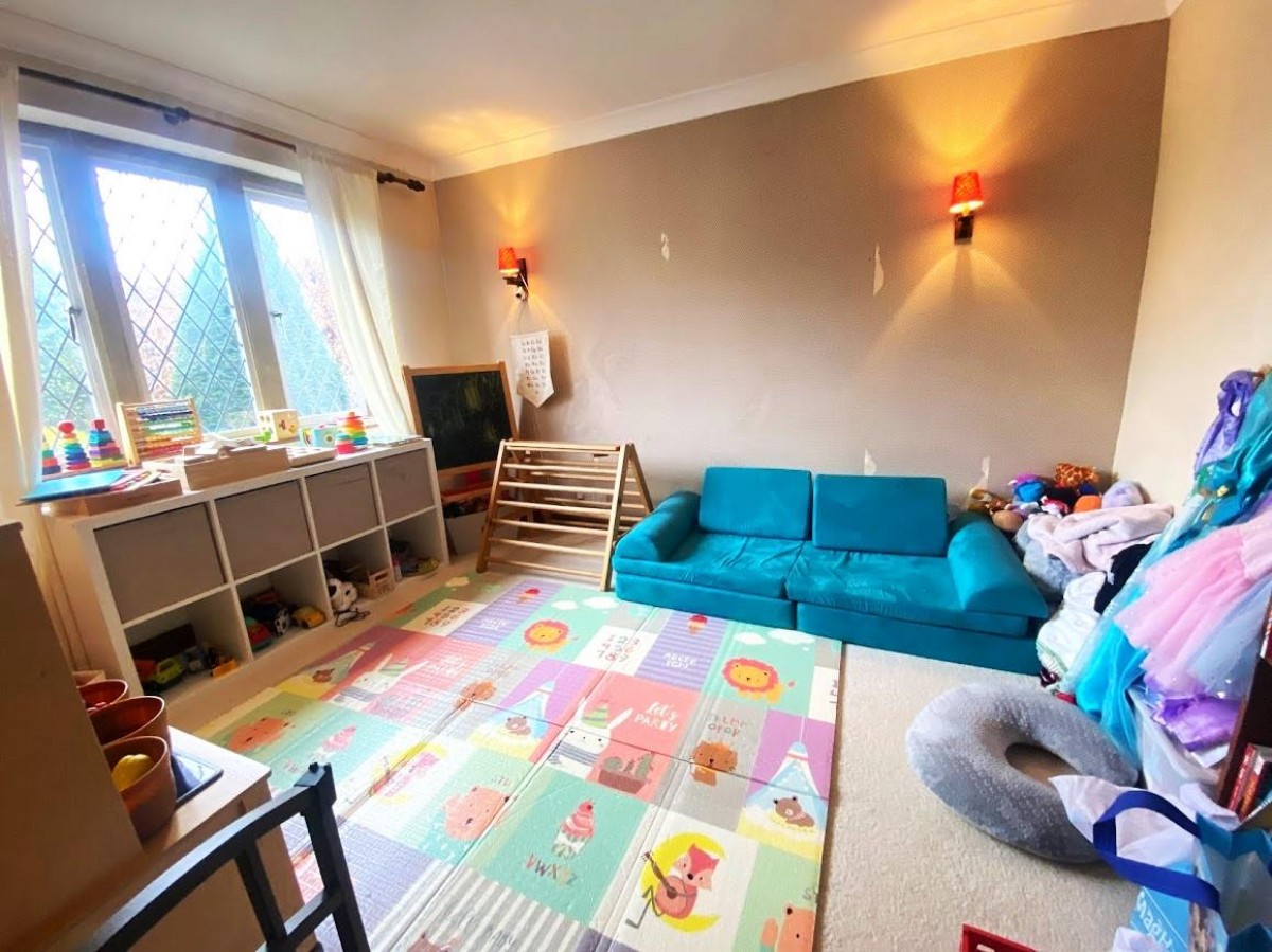 Rossett Holt Grove, Harrogate, HG2 9AQ