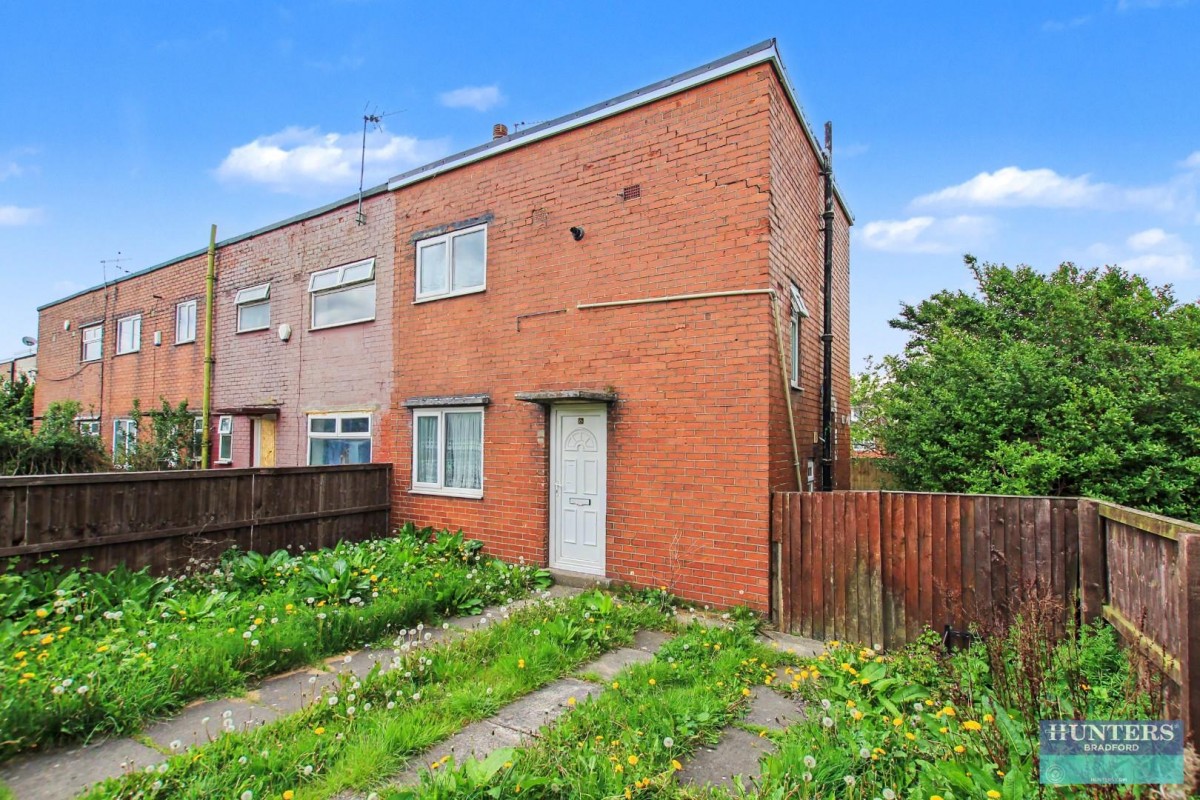 Tennis Avenue Bradford, BD4 9RA