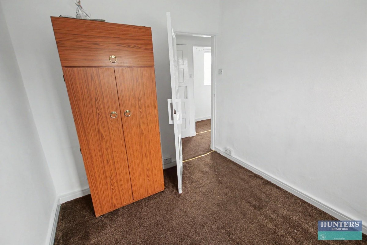 Tennis Avenue Bradford, BD4 9RA