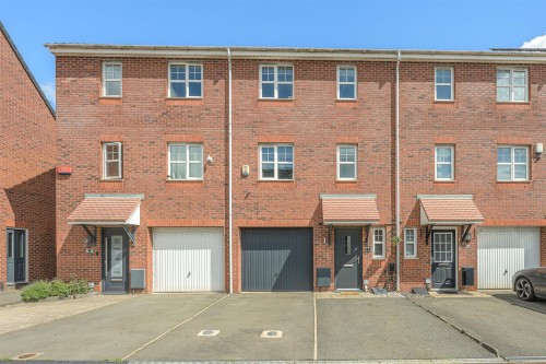 Bickon Drive, Quarry Bank, DY5 2JF