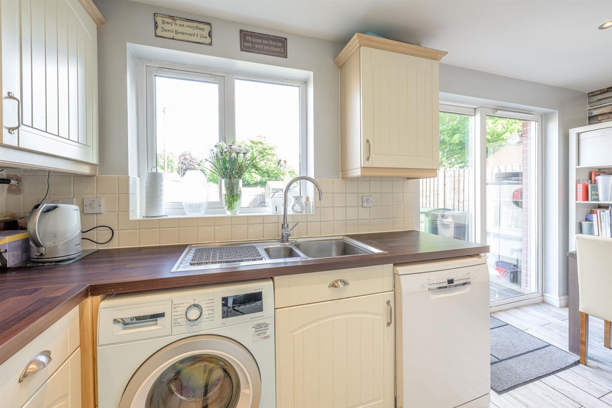 Bickon Drive, Quarry Bank, DY5 2JF