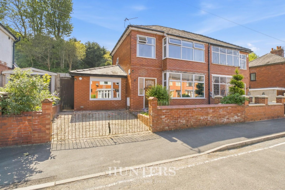 Mill Fold Road, Alkrington, Middleton M24