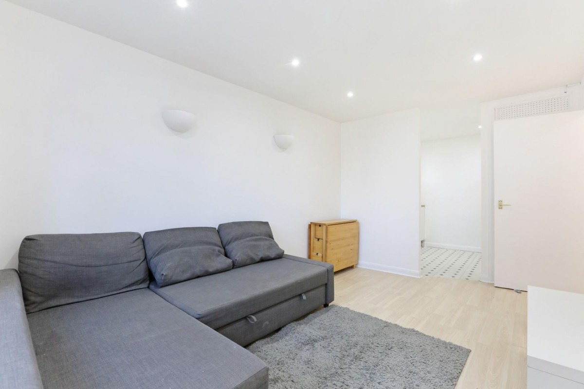 Havil Street, London, SE5