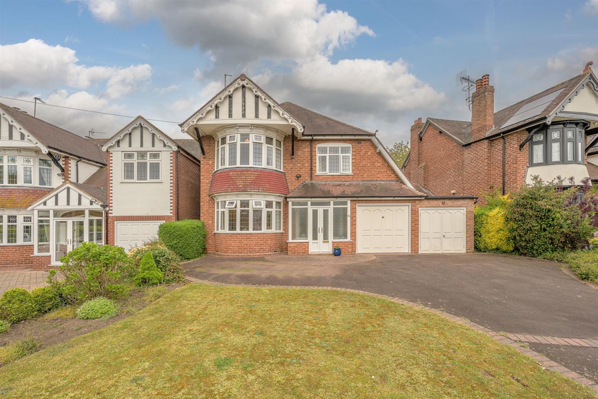 Sandy Road, Norton, Stourbridge, DY8 3AH