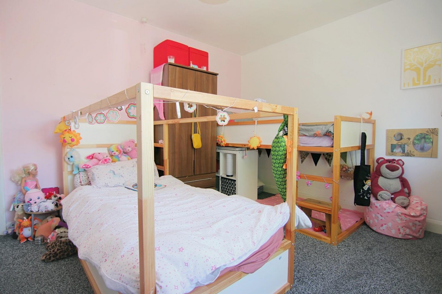Tyersal Road , BD4 8EX