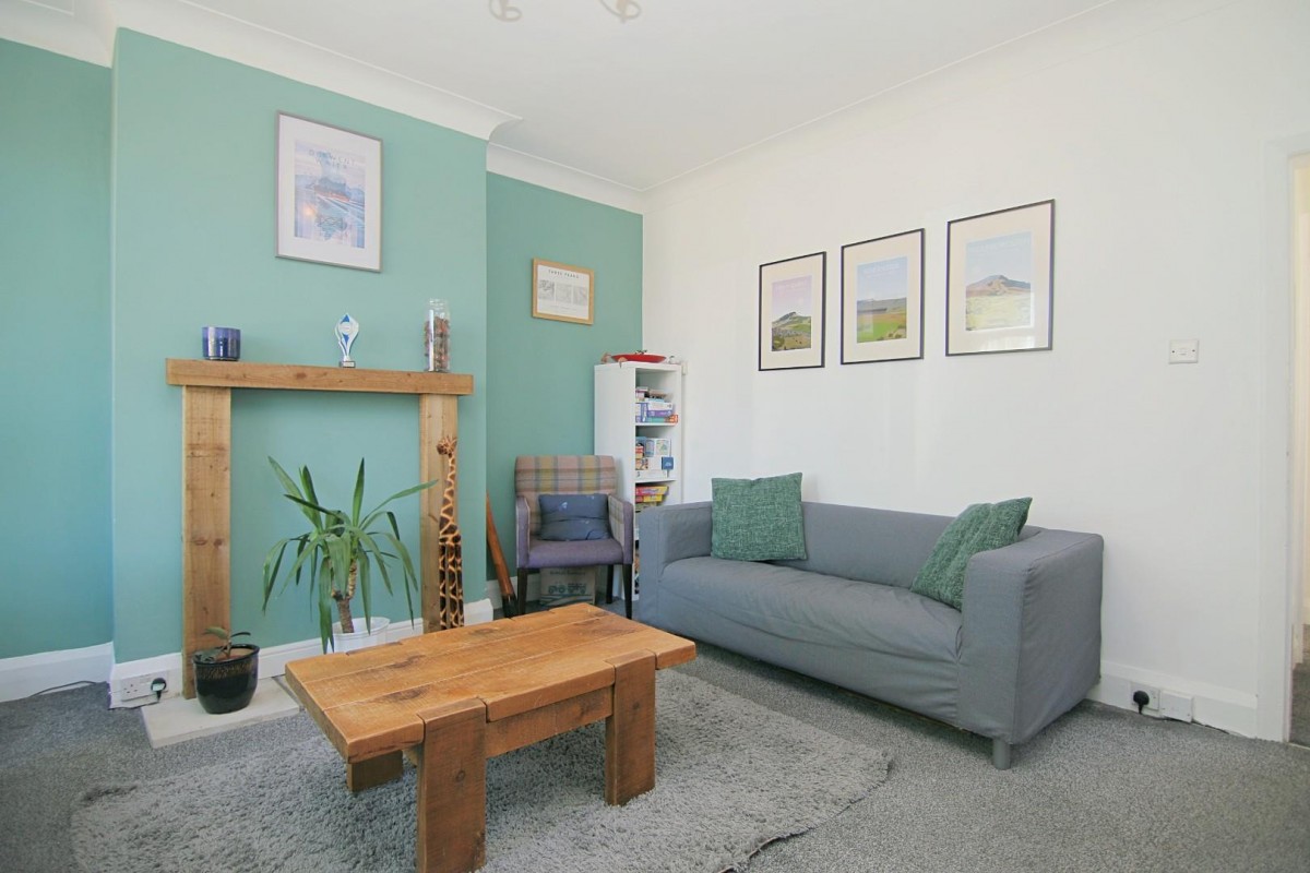 Tyersal Road , BD4 8EX