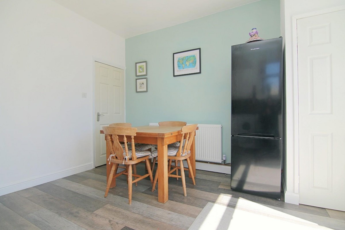 Tyersal Road , BD4 8EX