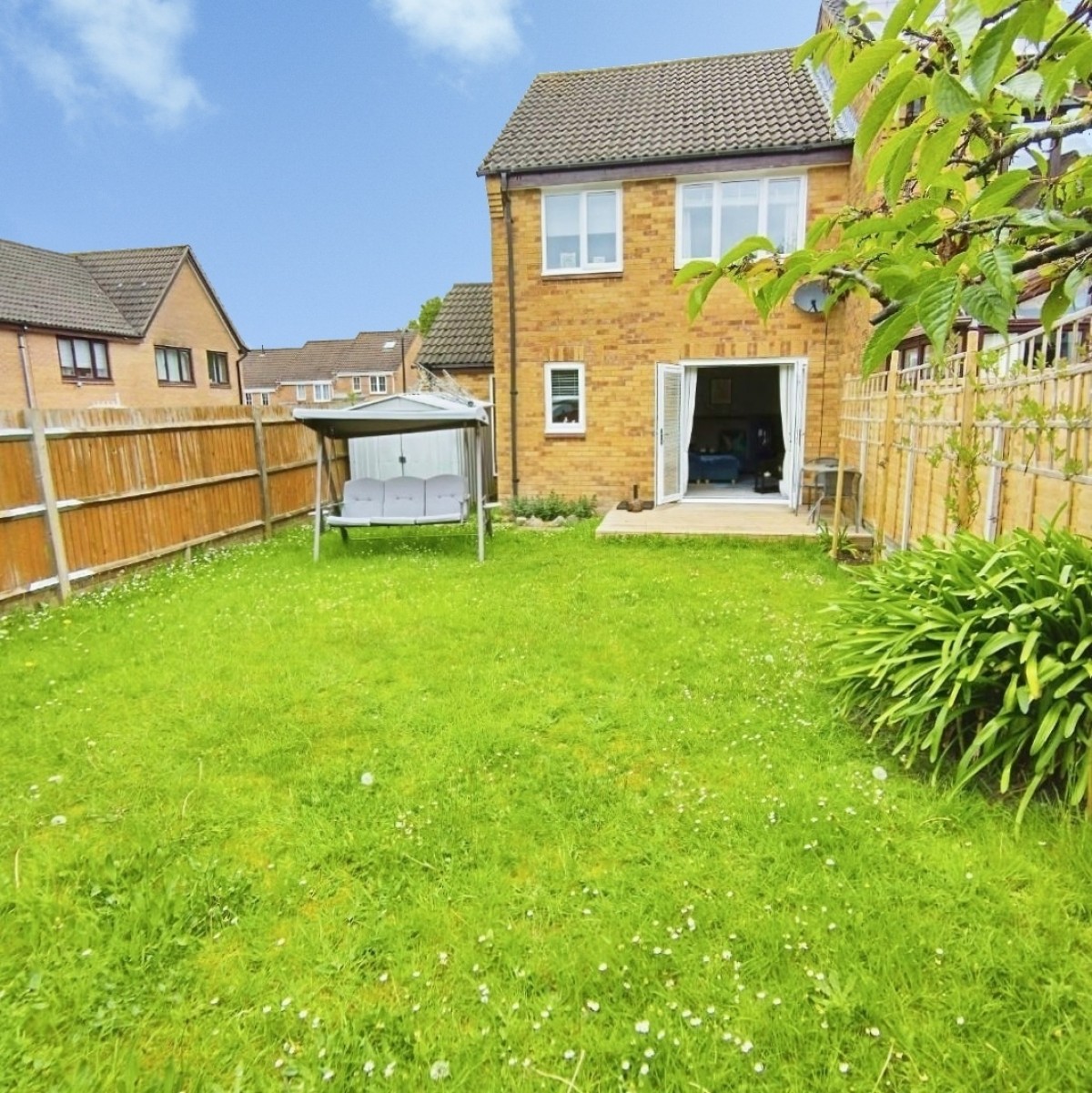 Flint Close, Netley Common, Southampton