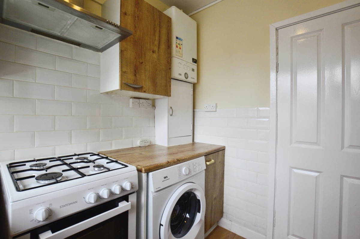 Barking Road, Plaistow, London, E13 8QE