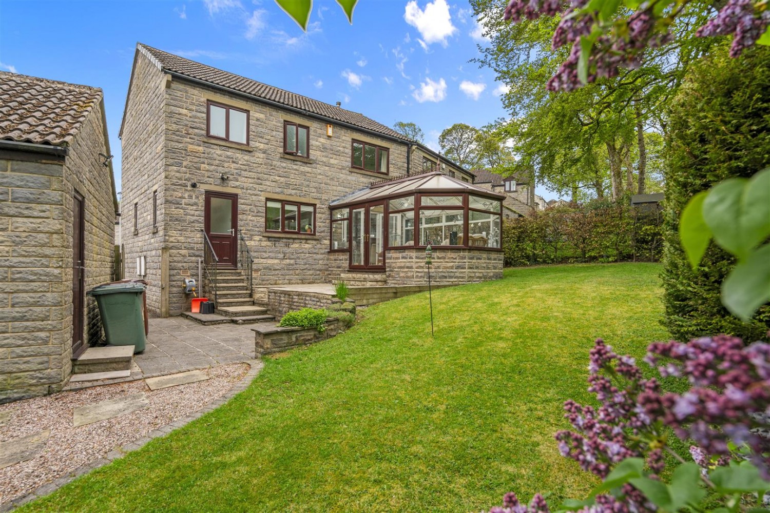 Woodside, Utley. Keighley