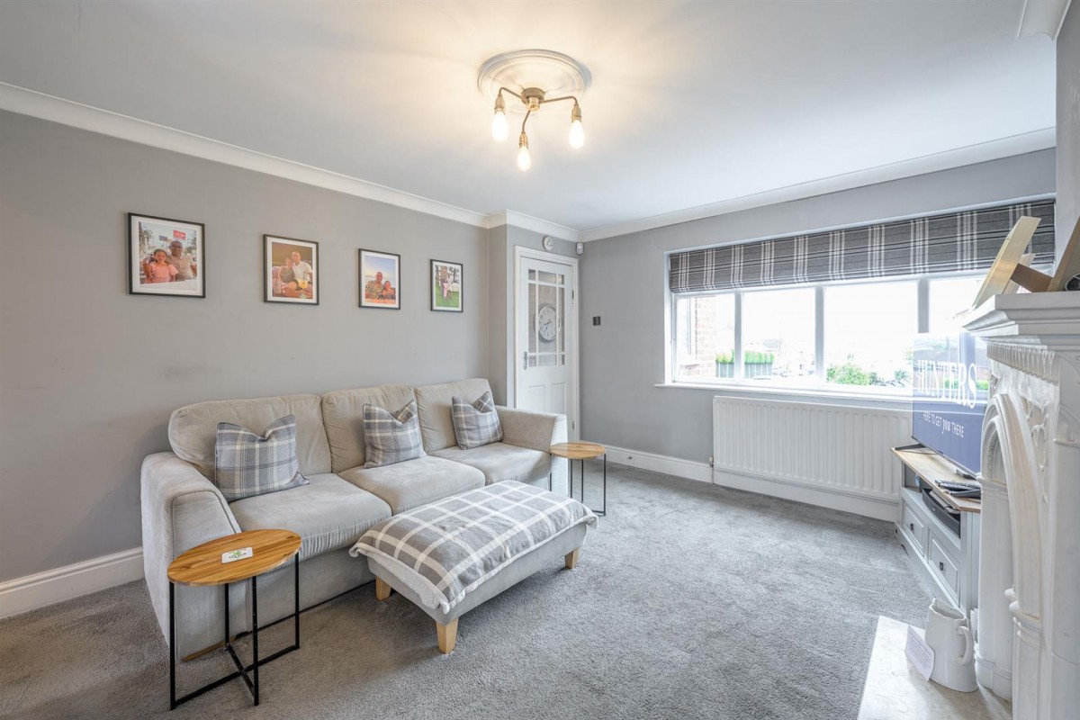 Meadow Way, Wordsley, DY8 5JD