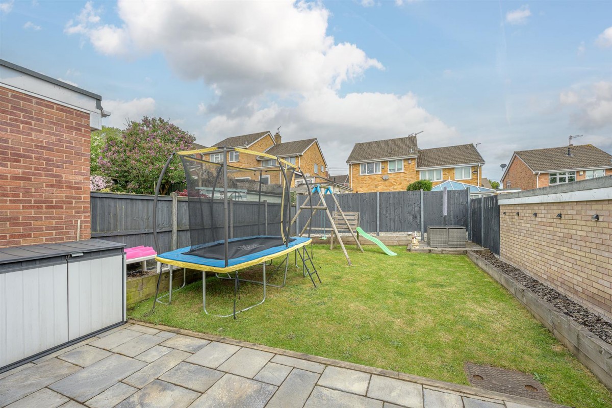 Meadow Way, Wordsley, DY8 5JD