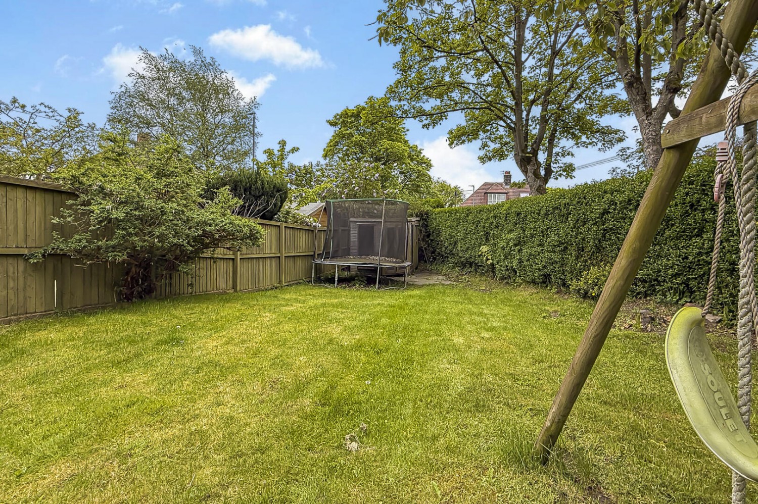 Carr Lane, Rawdon, Leeds