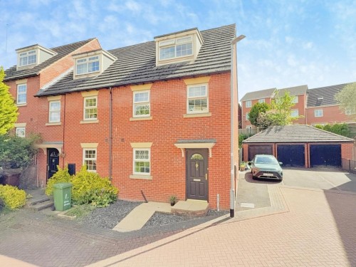 Raynville Garth, Leeds