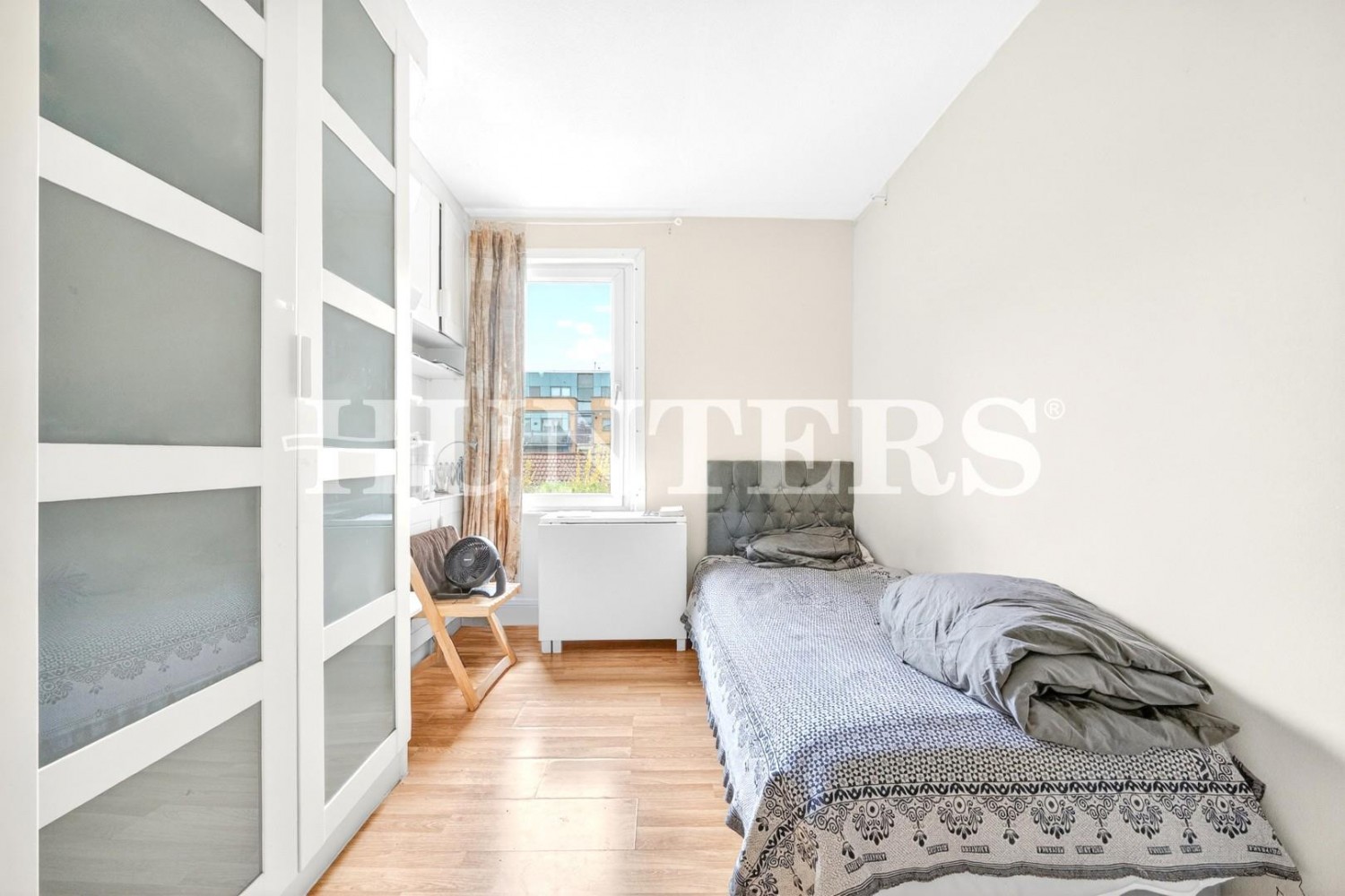 Station Crescent, London, N15