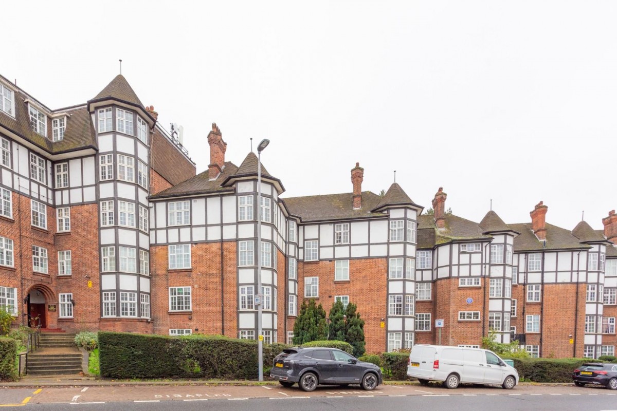 Vernon Court, Hendon Way, London, NW2