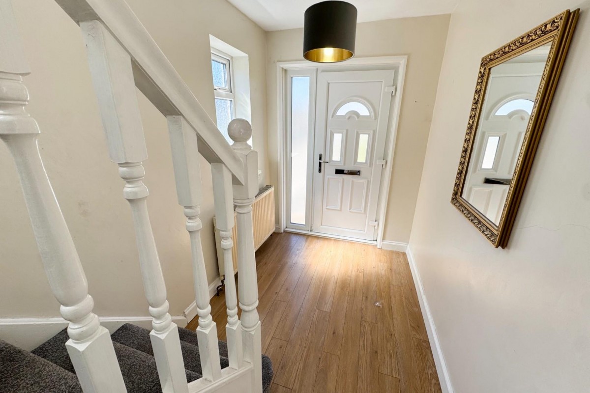 Carr Manor View, Leeds