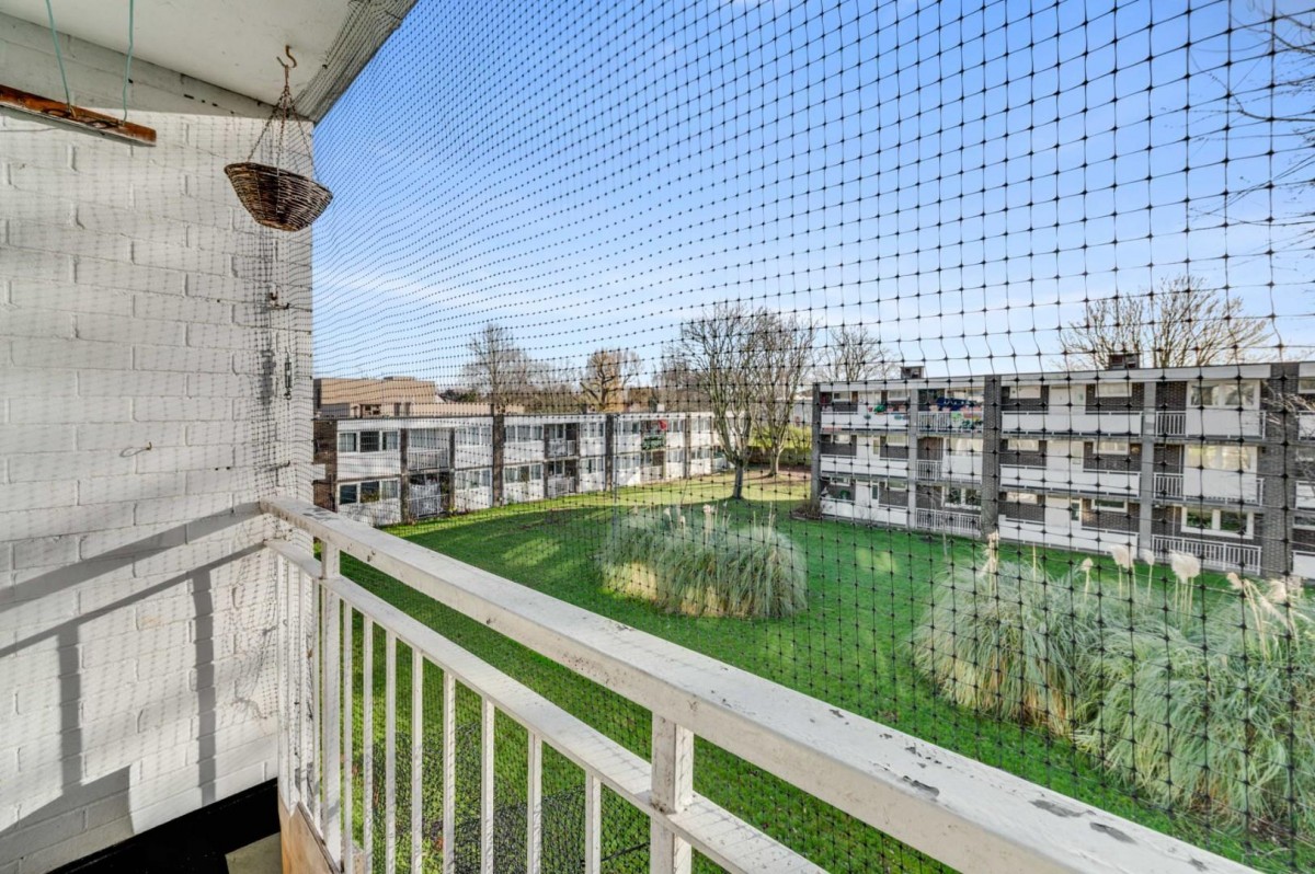 Clement Close, Queens Park, London, NW6