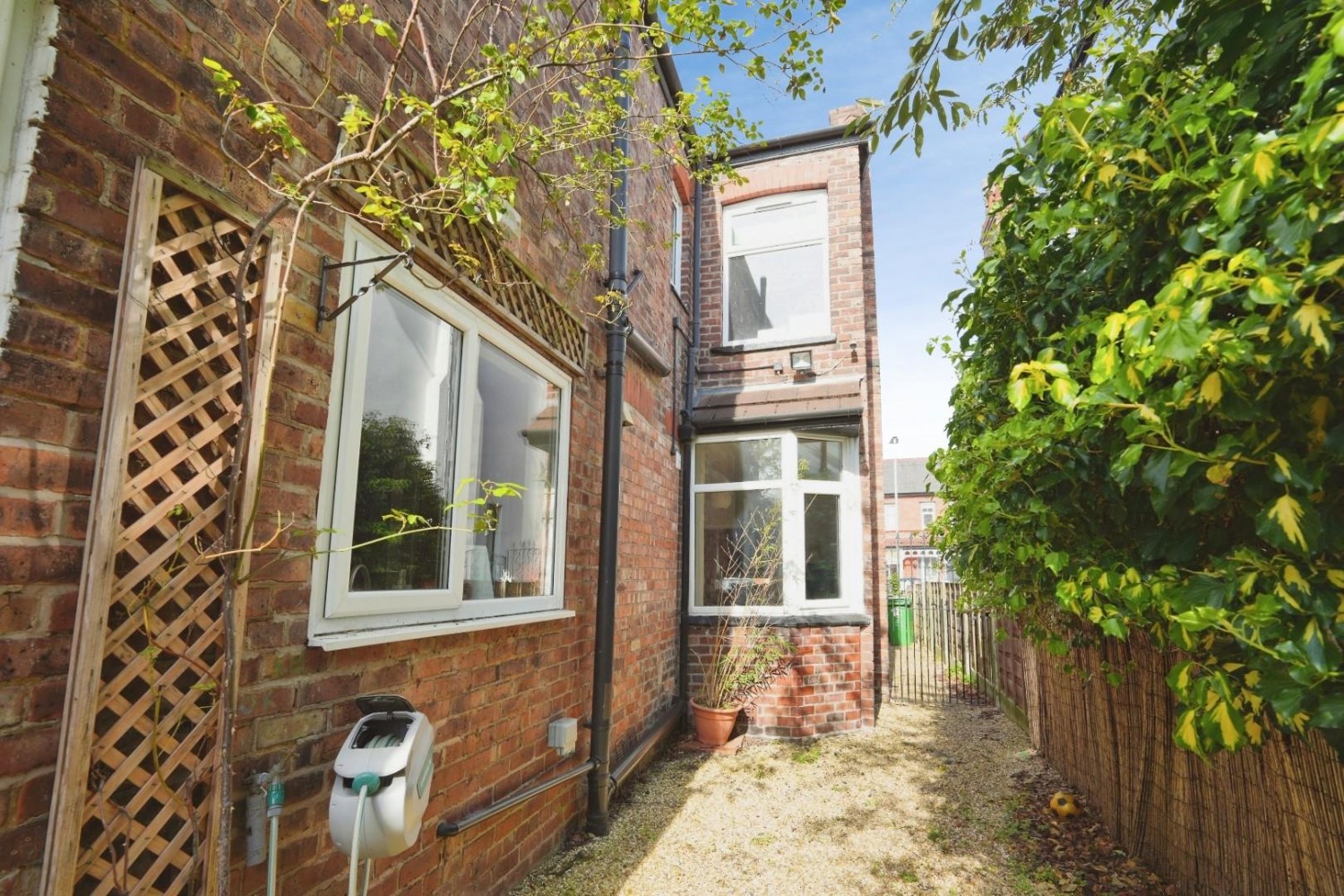 Beech Avenue, Manchester