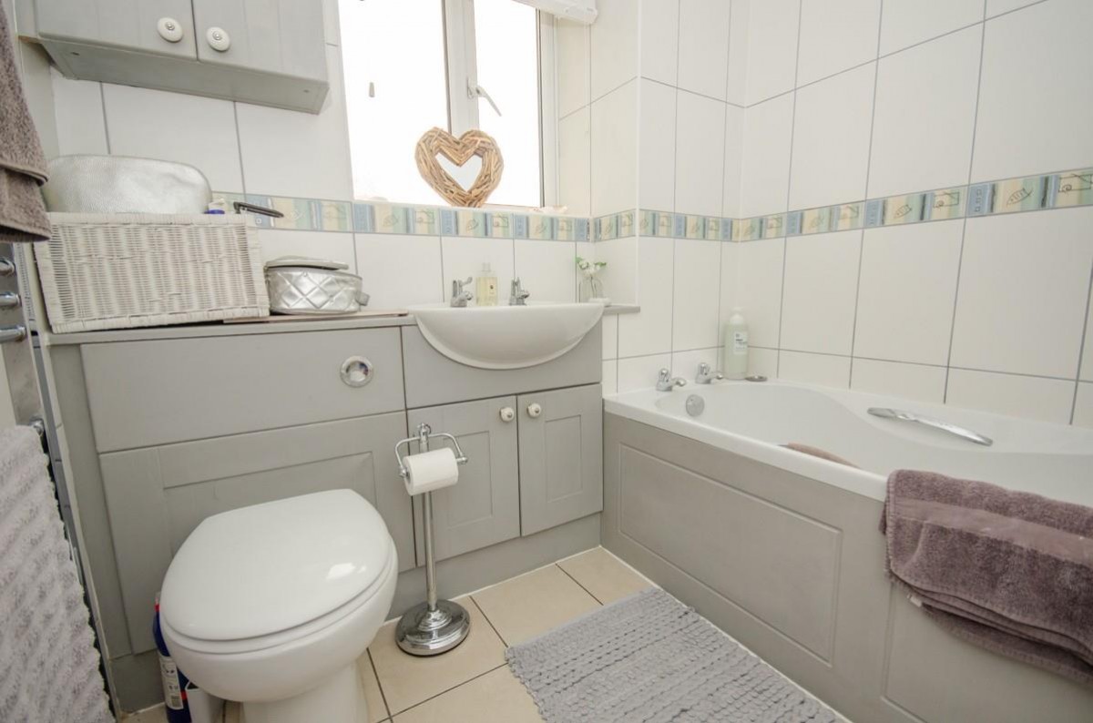 Aintree Drive, Downend, Bristol, BS16 6SY