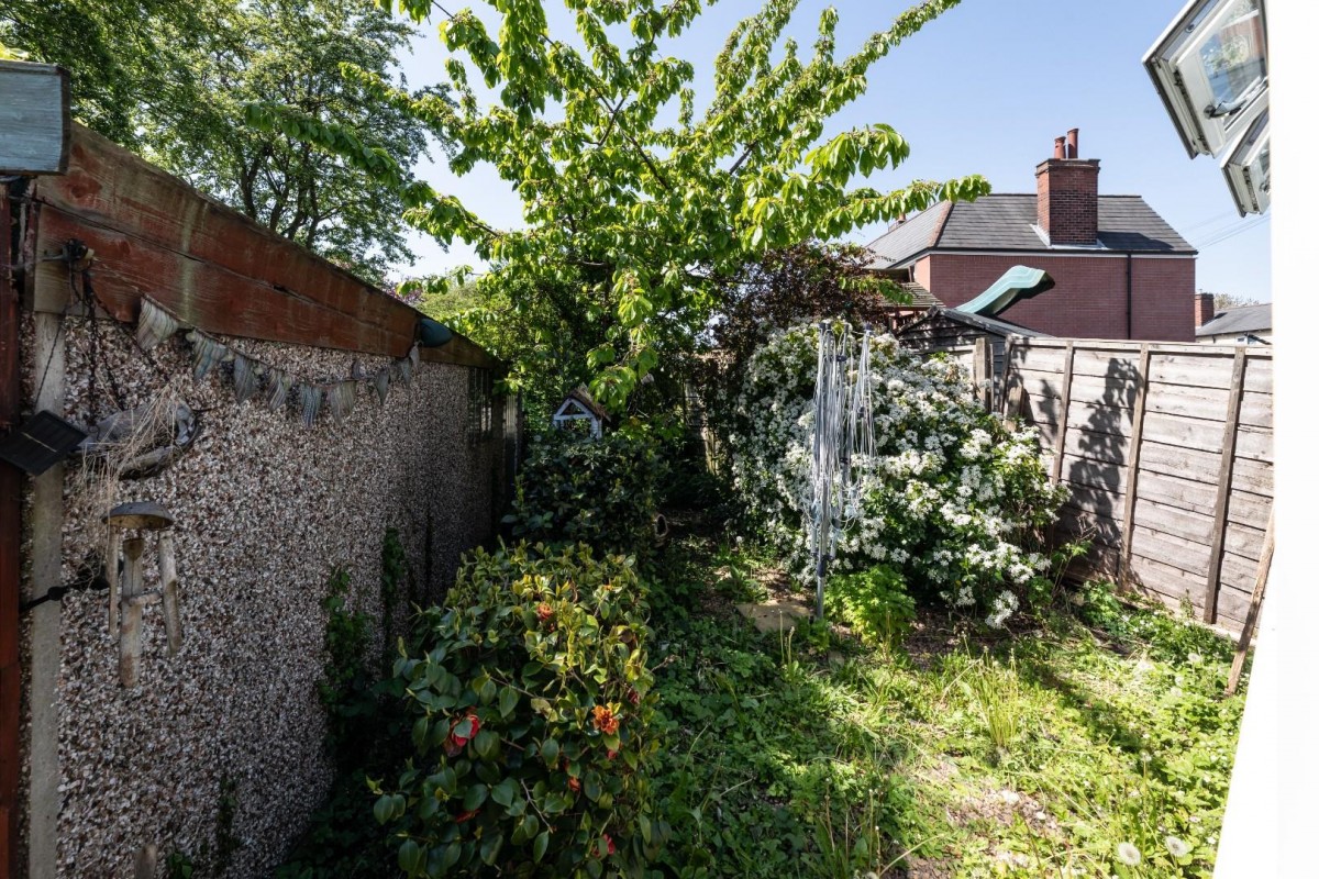 Fryston Road, Castleford