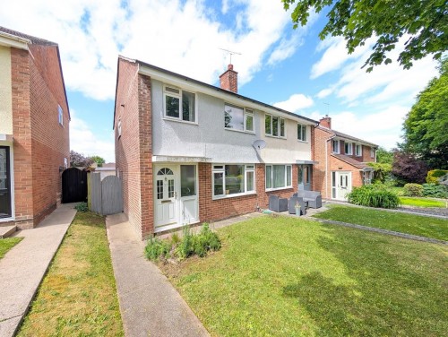 Queens Walk, Thornbury, Bristol
