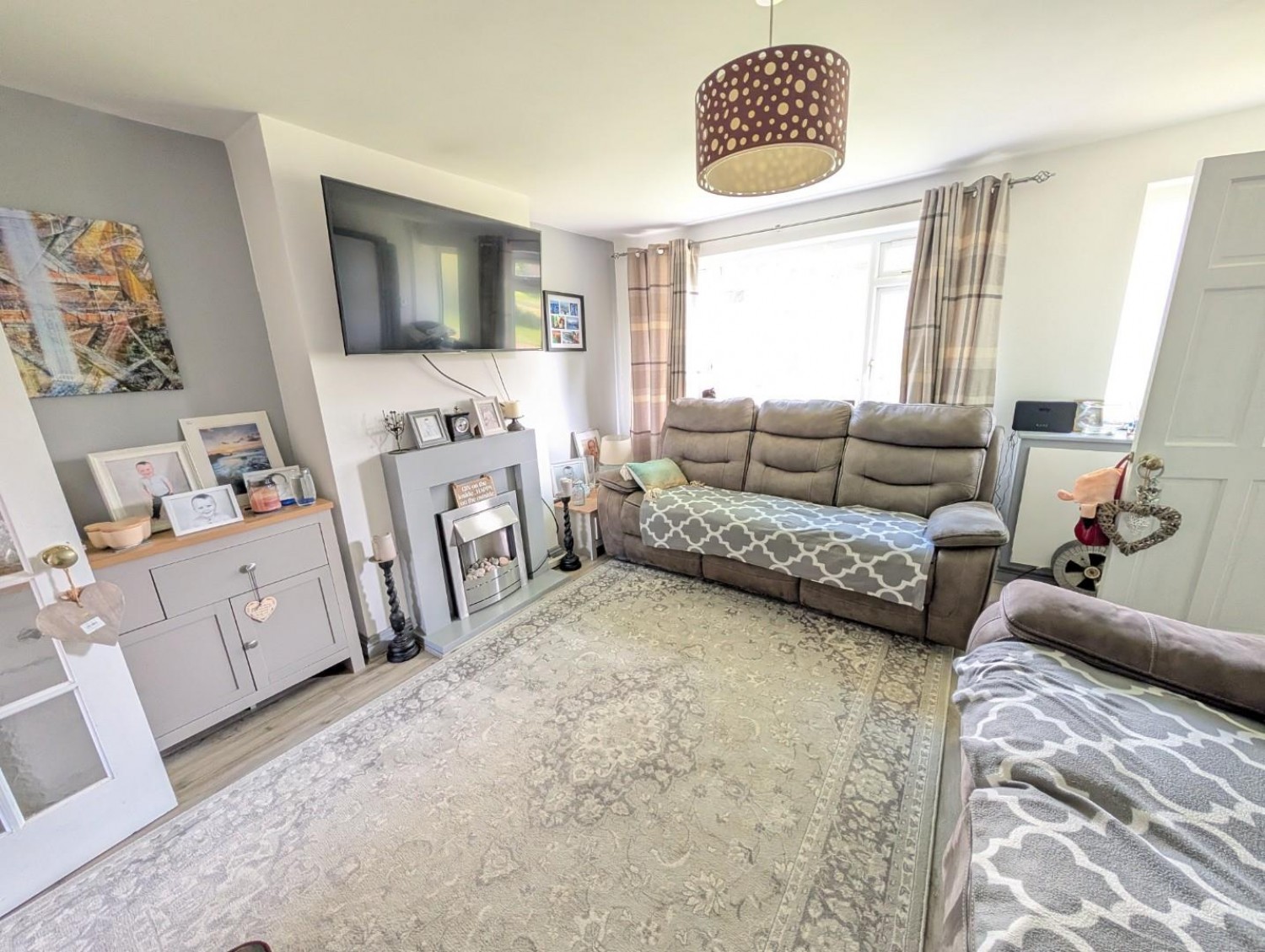 Queens Walk, Thornbury, Bristol