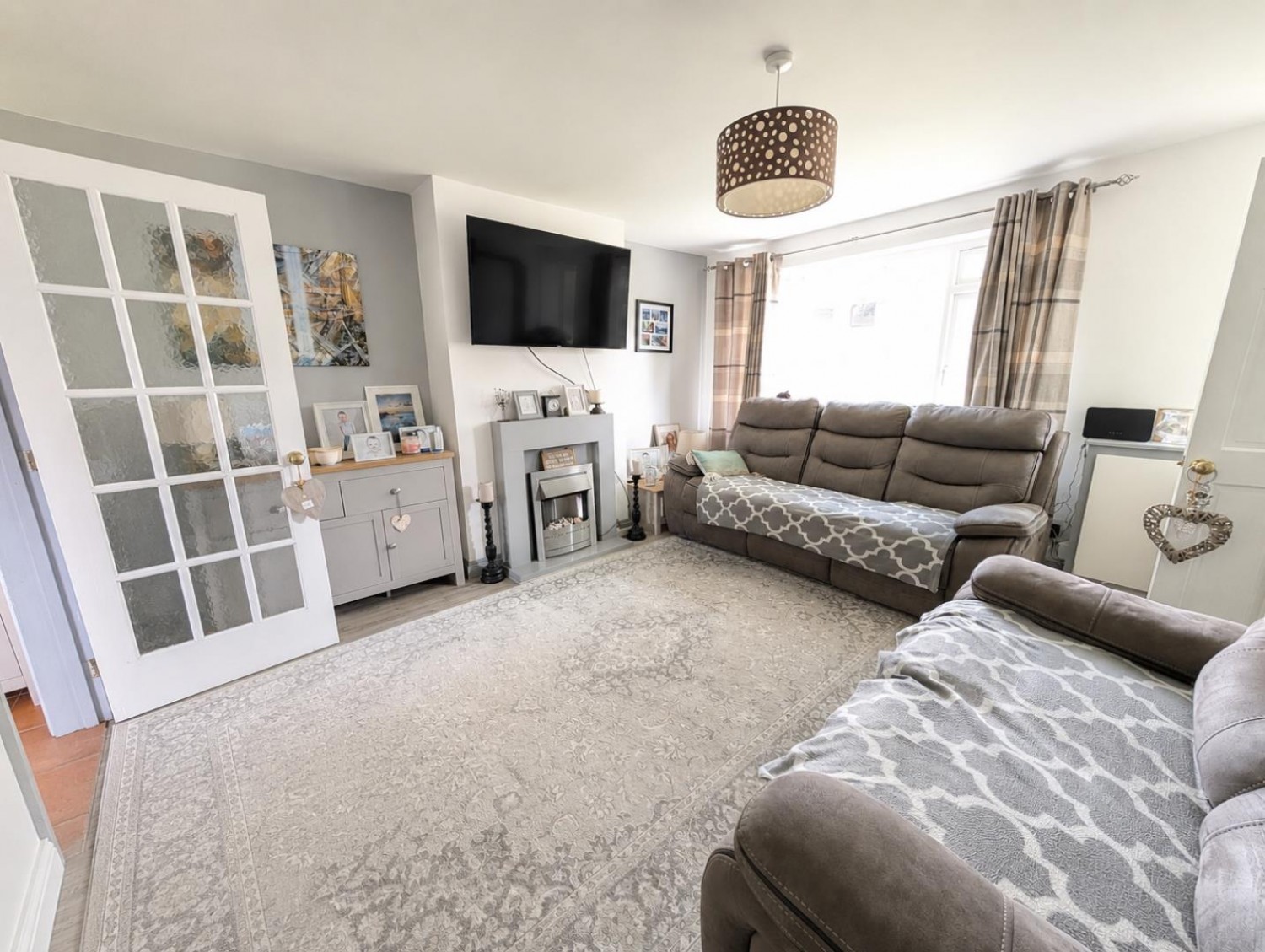 Queens Walk, Thornbury, Bristol