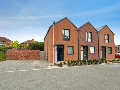 Elder Avenue, Bristol, BS4 1FU