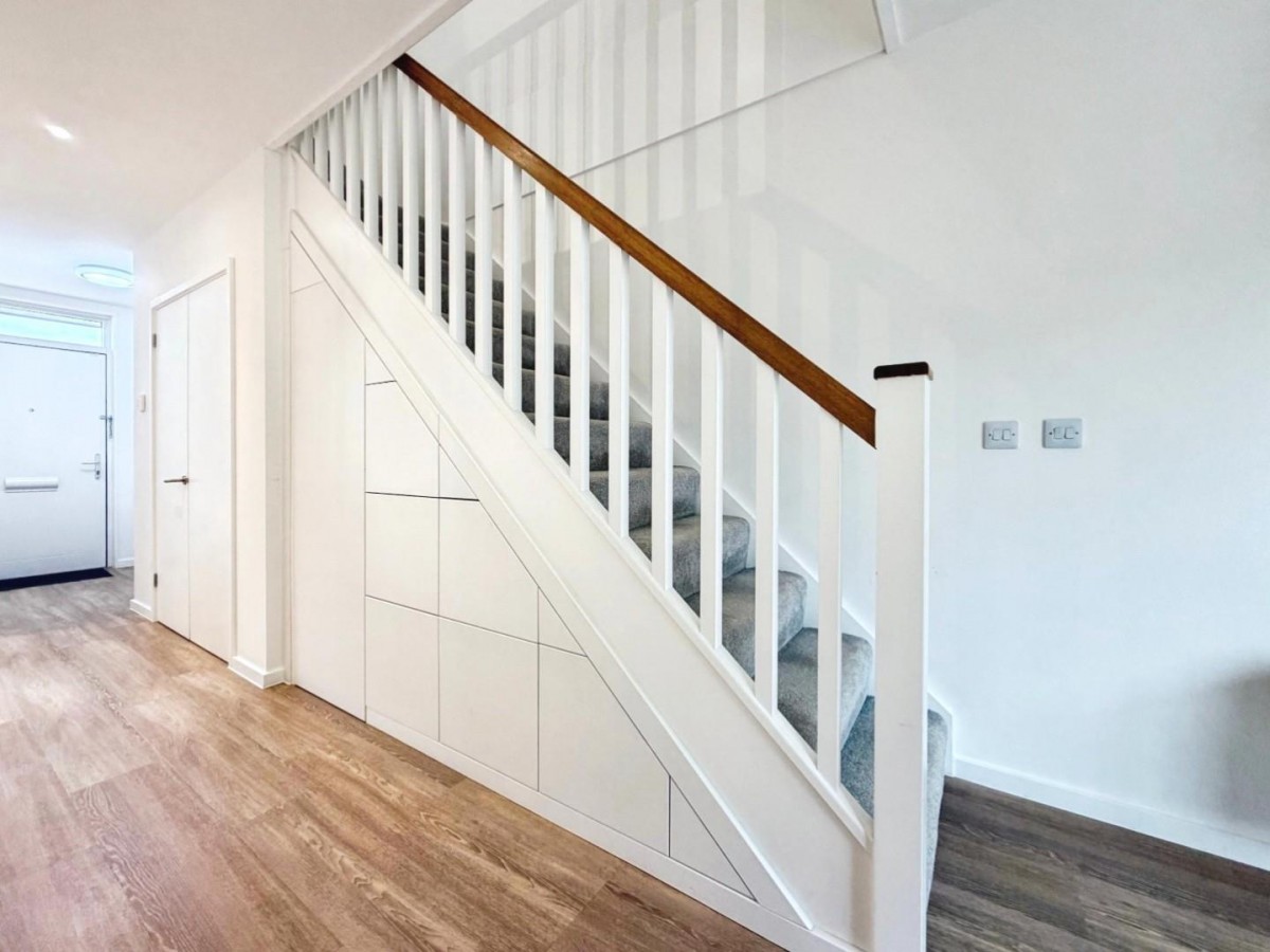 Elder Avenue, Bristol, BS4 1FU