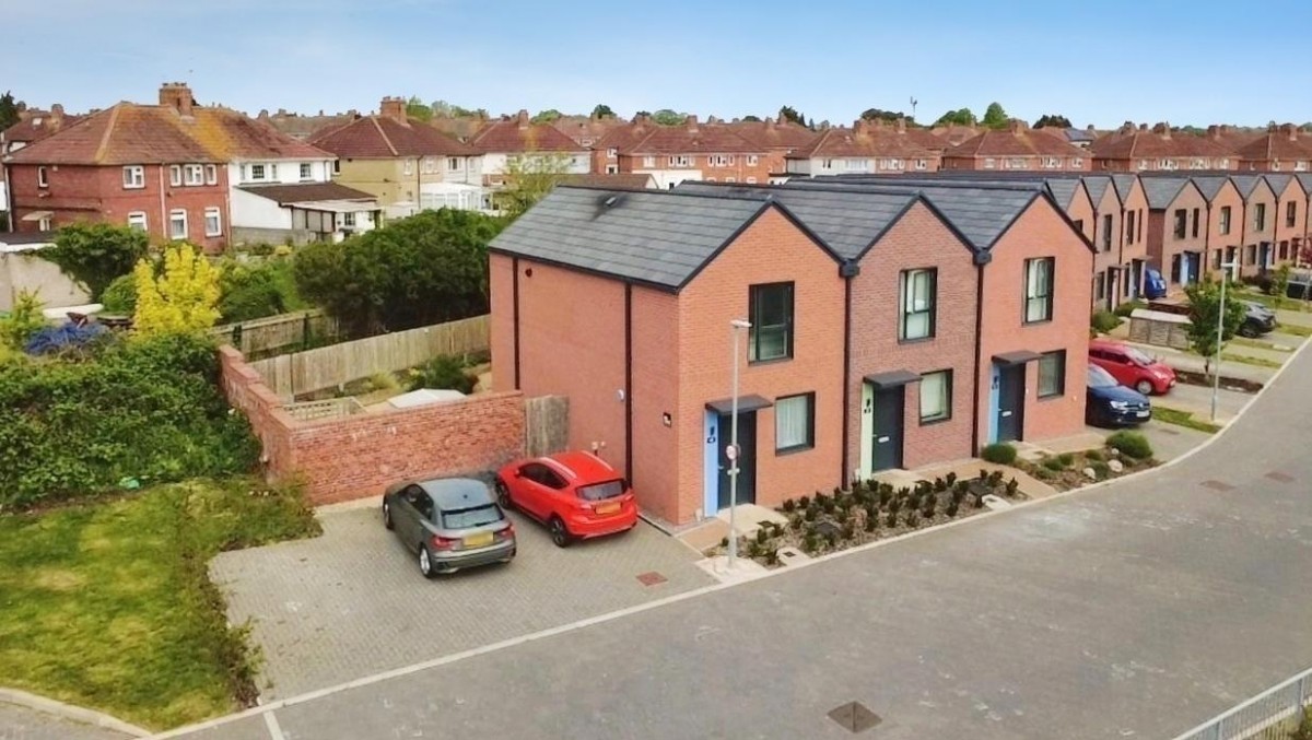 Elder Avenue, Bristol, BS4 1FU
