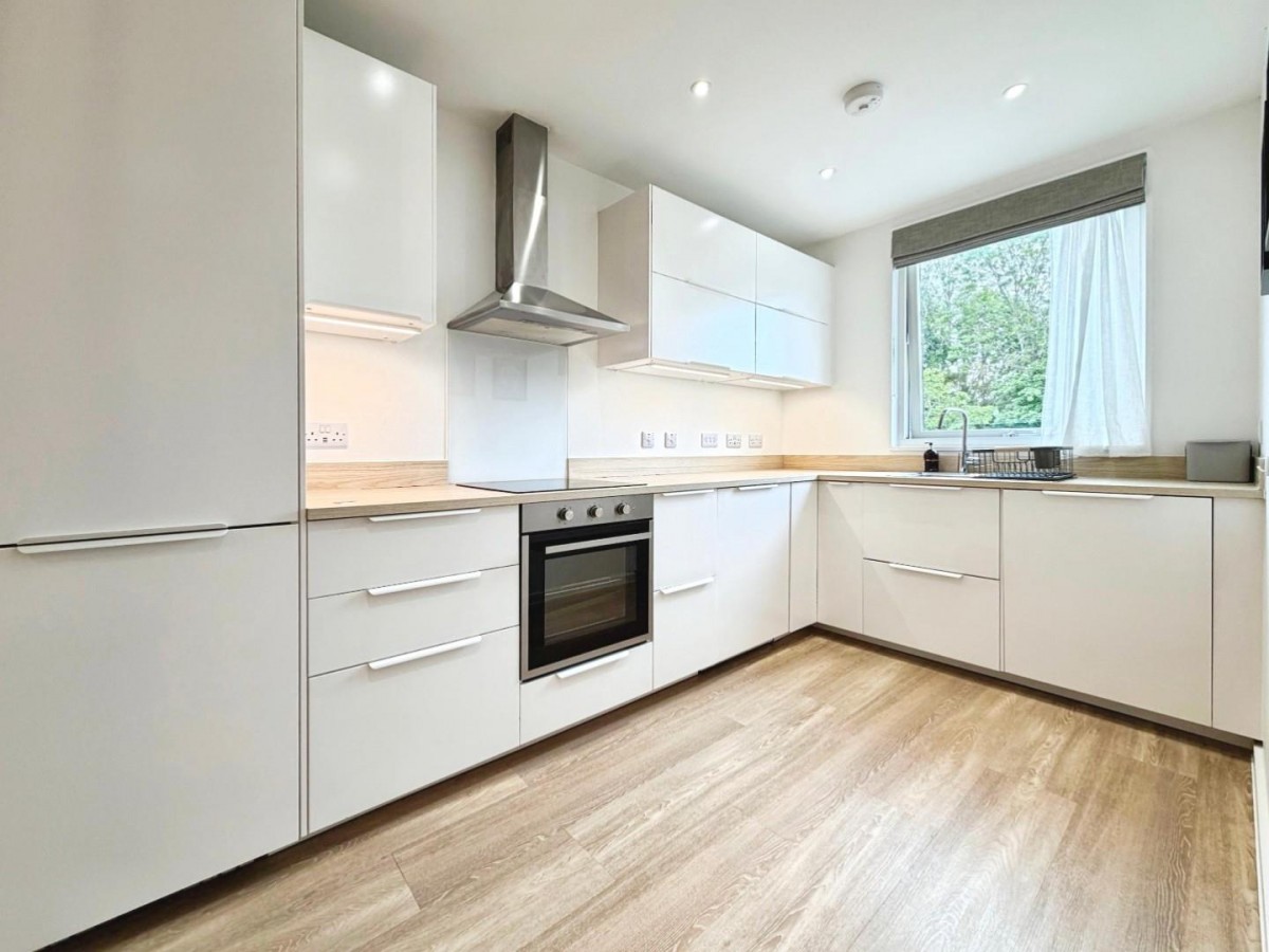 Elder Avenue, Bristol, BS4 1FU