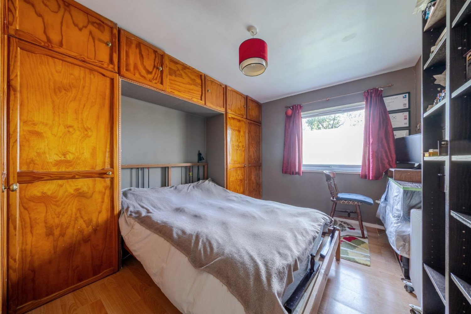 Woolf Close, London