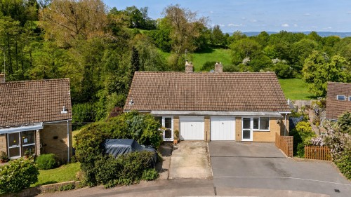 Orchard Leaze, Dursley