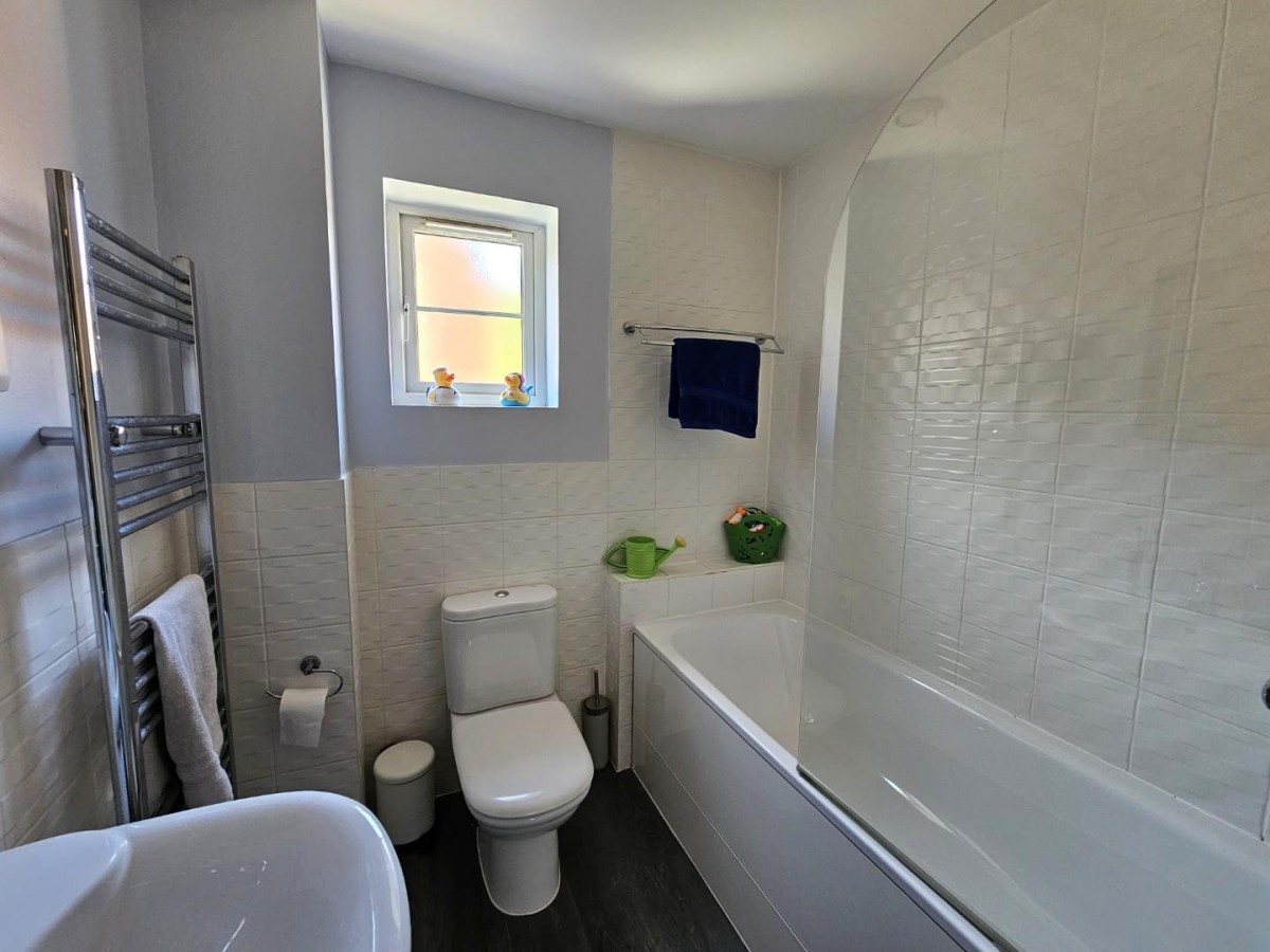 The Rope Walk, Dursley, GL11 4GE