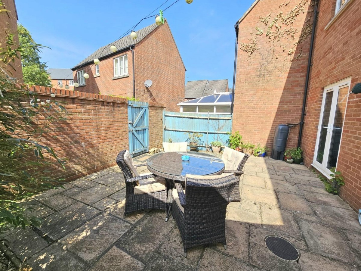 The Rope Walk, Dursley, GL11 4GE