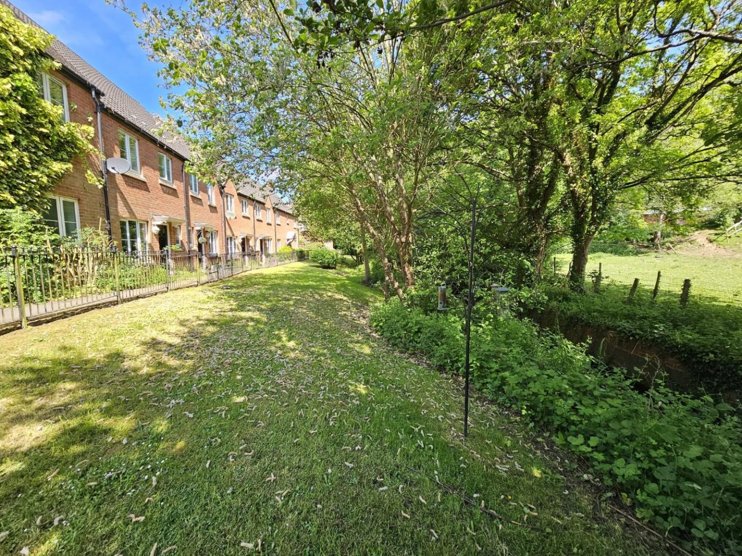 The Rope Walk, Dursley, GL11 4GE
