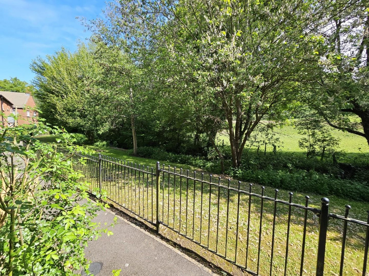 The Rope Walk, Dursley, GL11 4GE