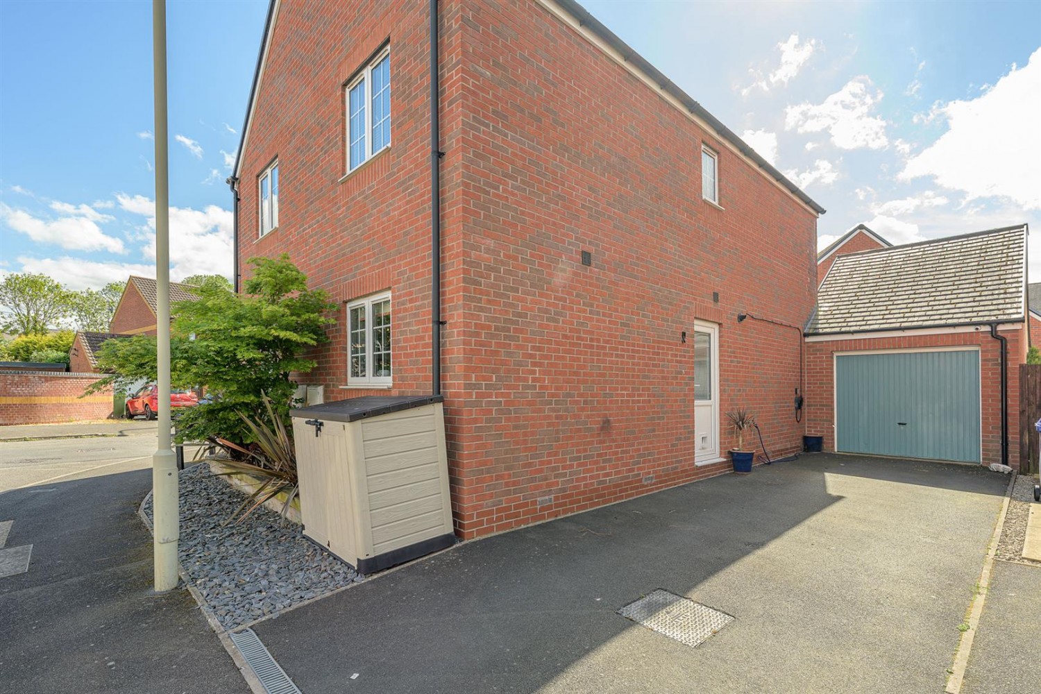 Keller Walk, Amblecote, Stourbridge, DY8 4BF