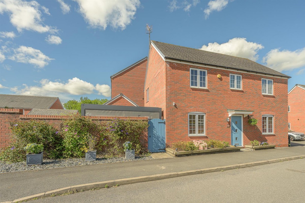 Keller Walk, Amblecote, Stourbridge, DY8 4BF