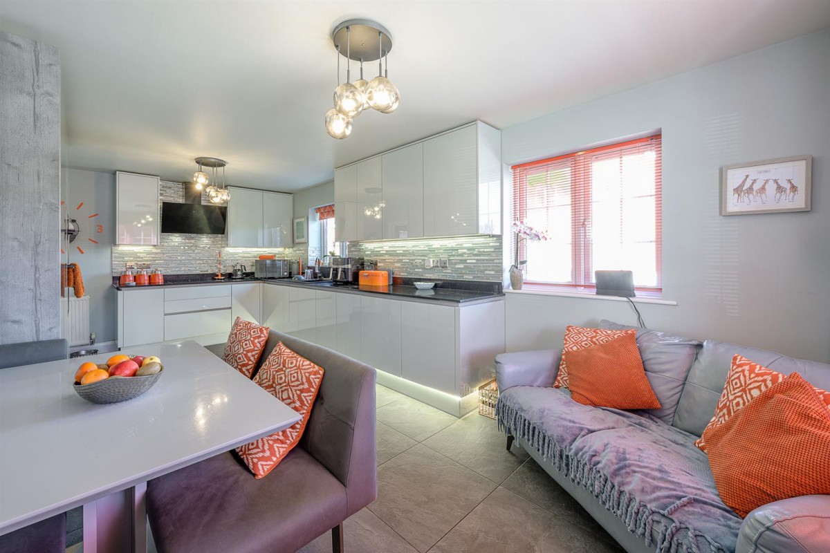 Keller Walk, Amblecote, Stourbridge, DY8 4BF