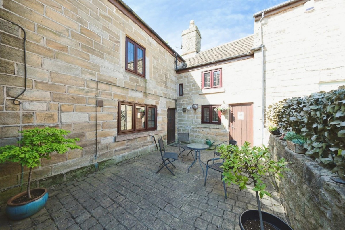 Worrall Hall, Kirk Edge Road, Worrall, S35