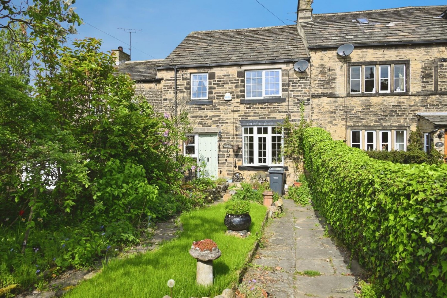 Apperley Lane, Rawdon, Leeds