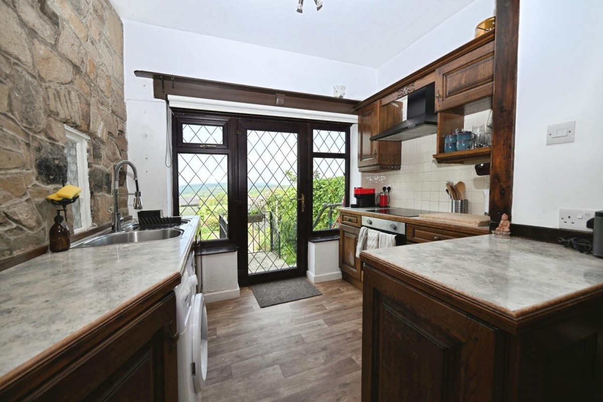 Apperley Lane, Rawdon, Leeds