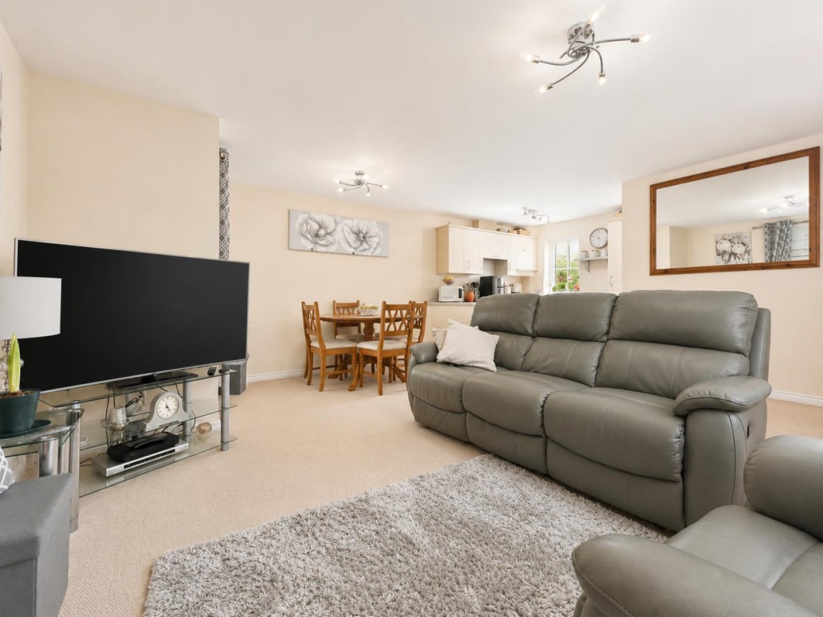 Lancaster Way, Repton Park