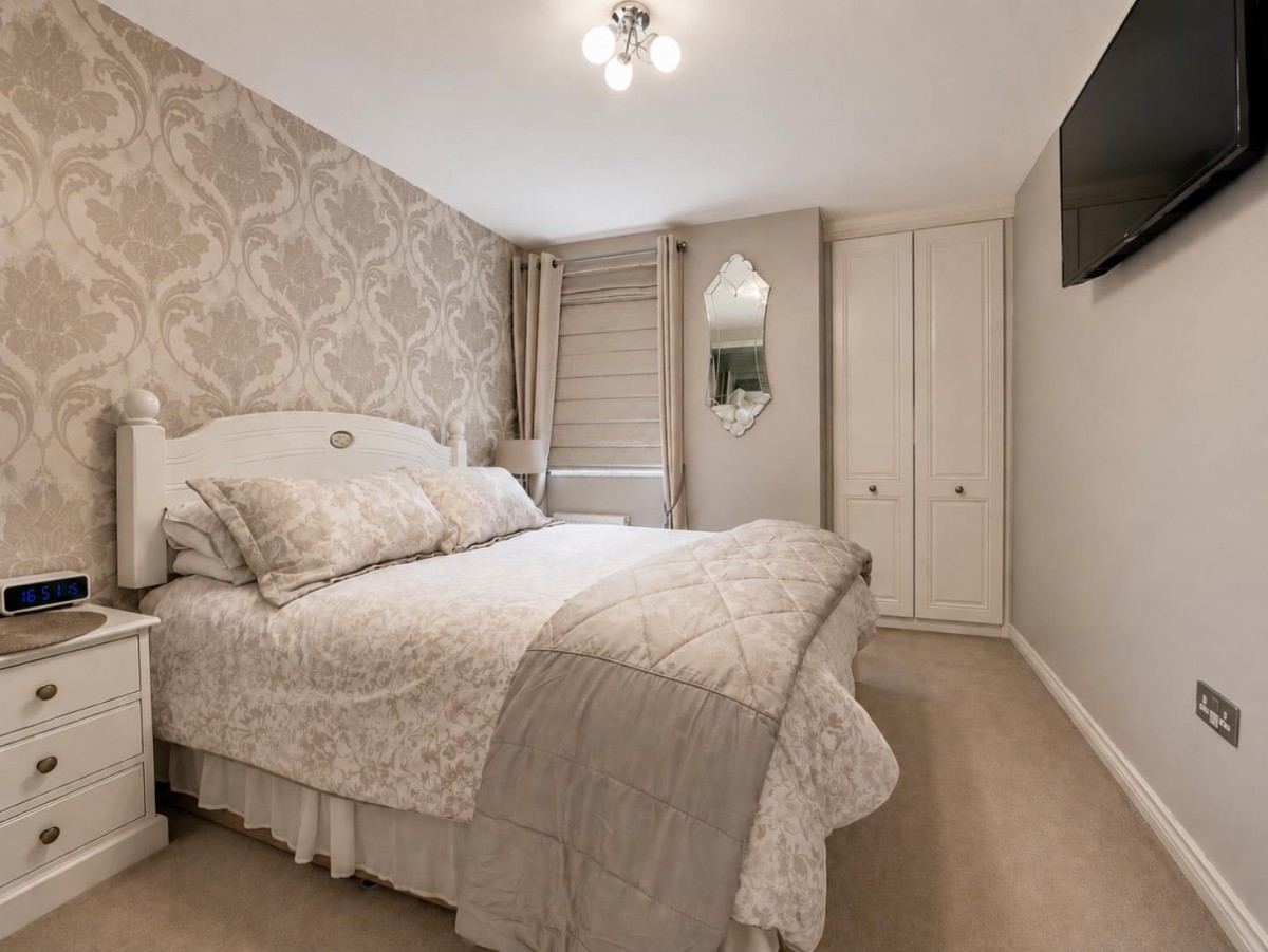 Lancaster Way, Repton Park