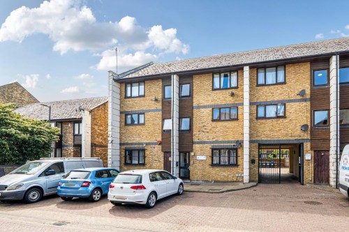 Manor Close, London