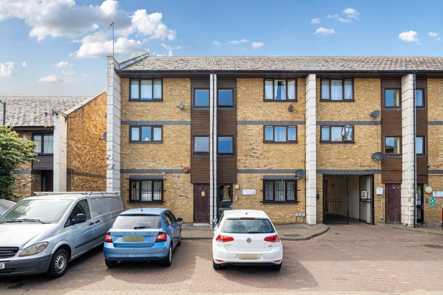 Manor Close, London