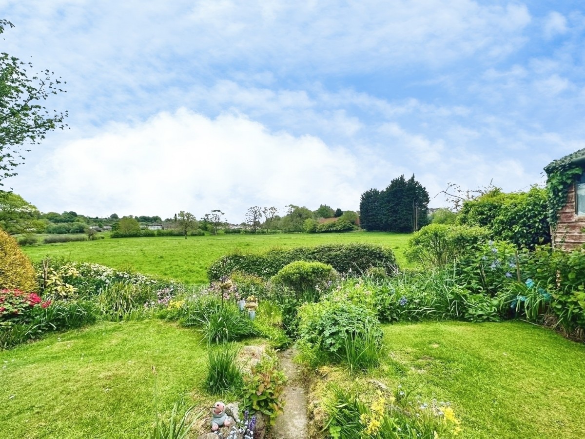 Moorland Crescent, Menston, LS29